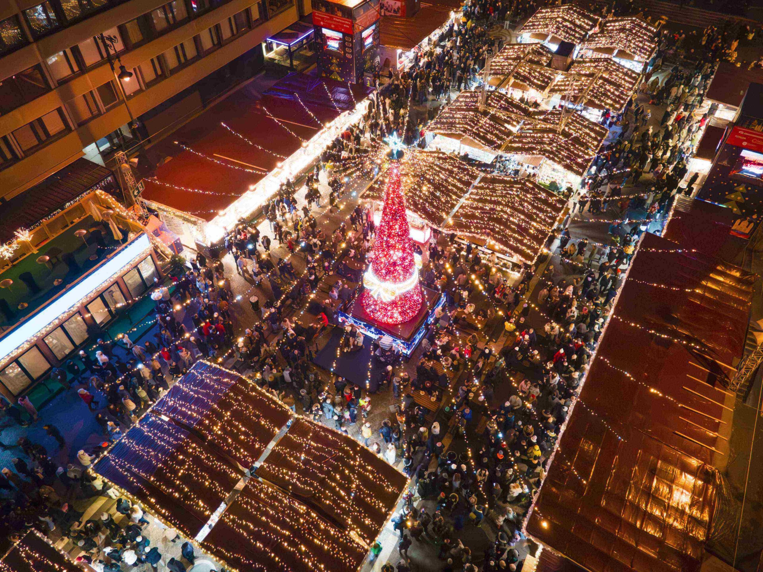 Advent Bazilika Christmas Market - Image 4